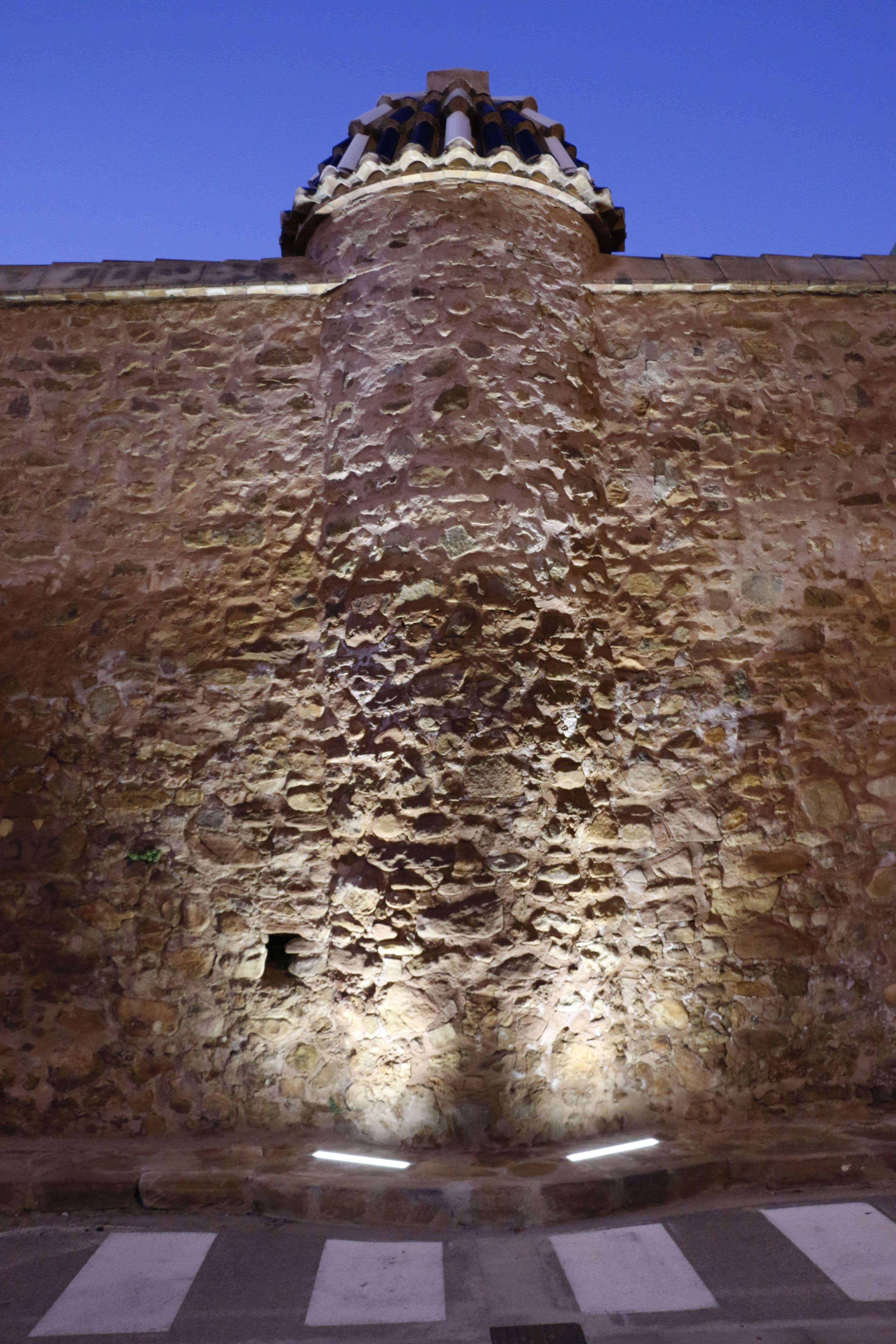 Muralla del jardín botánico